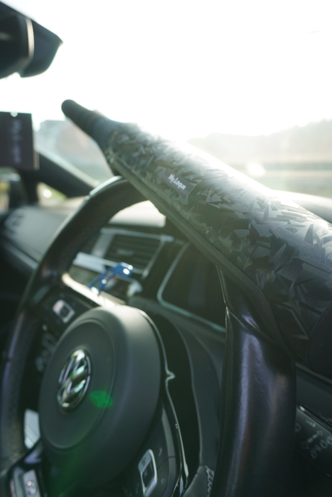 [B2B] The Carbon Fibre Baseball Bat Steering Lock
